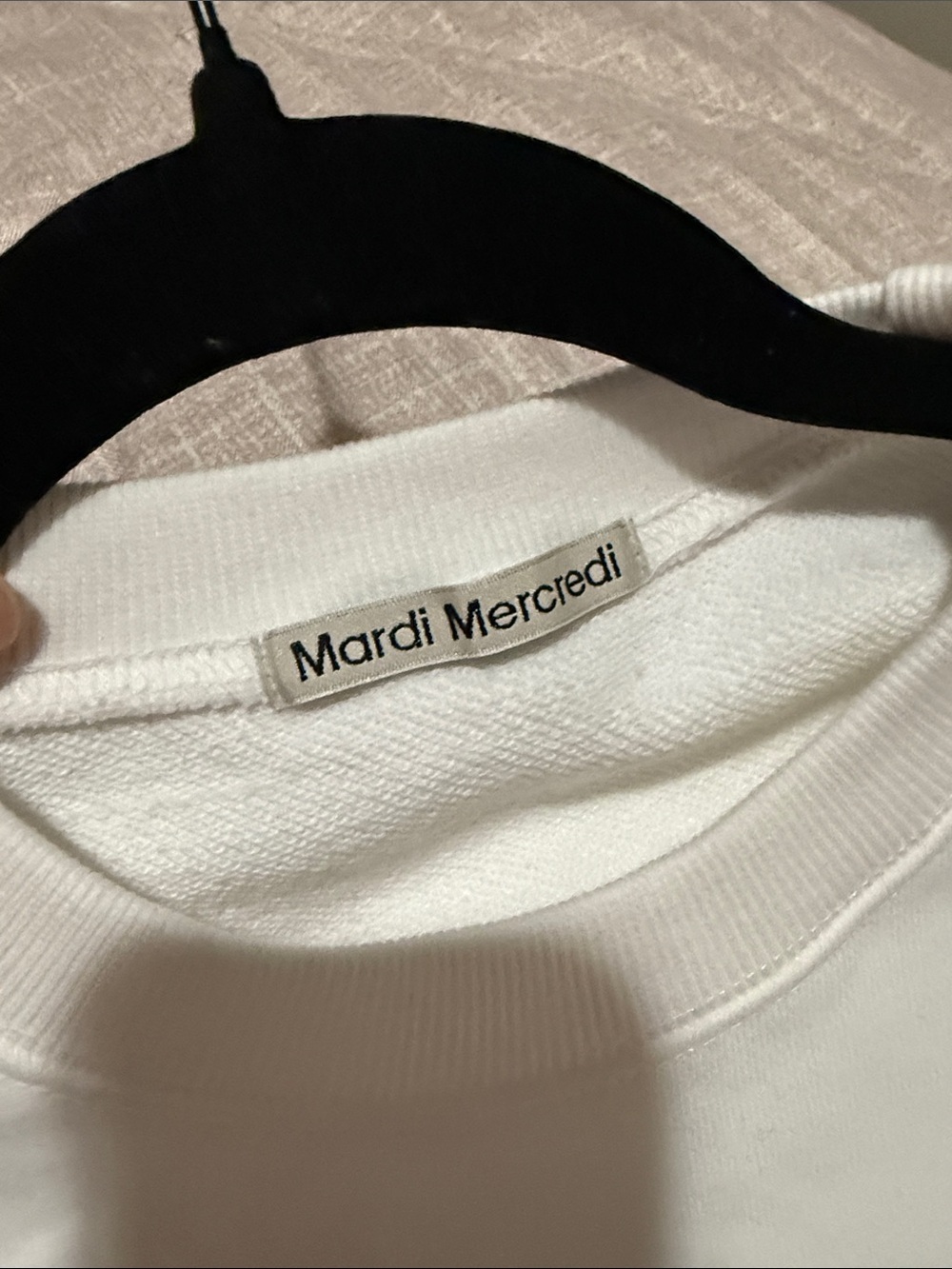 MARDI MERCREDI >
Sweatshirt Flower MARDI - Picture 10 of 10